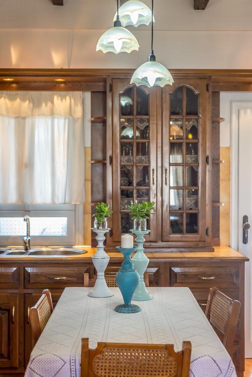 Traditional House Milos Полония Екстериор снимка
