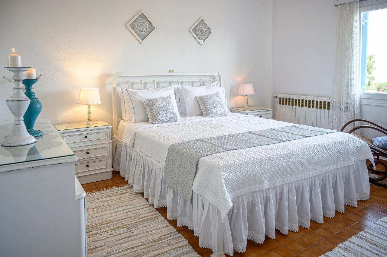 Traditional House Milos Полония Екстериор снимка